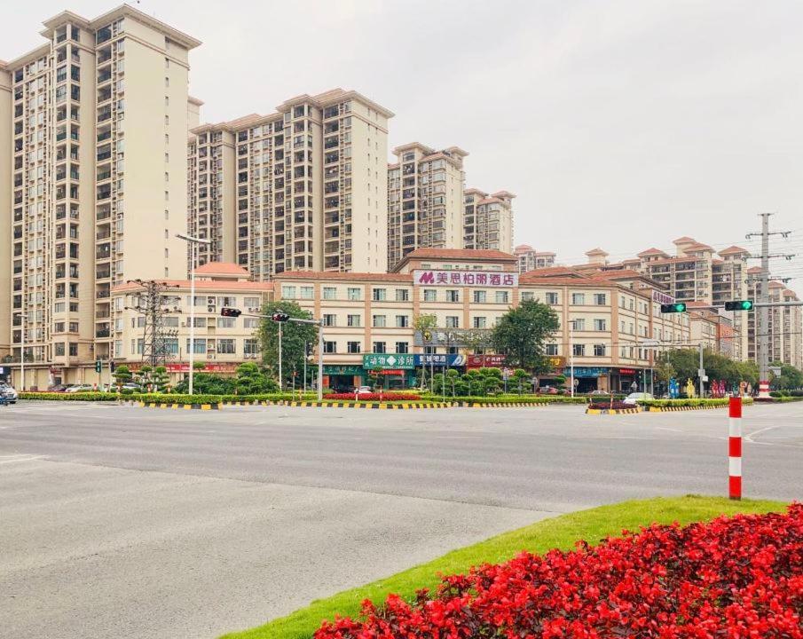 Mizparton Hotel South Qianjin Road Heshan  Extérieur photo