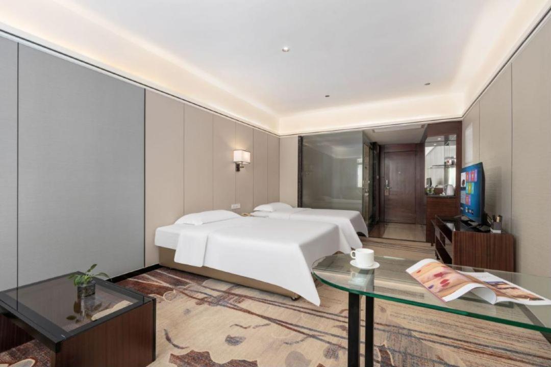 Mizparton Hotel South Qianjin Road Heshan  Extérieur photo